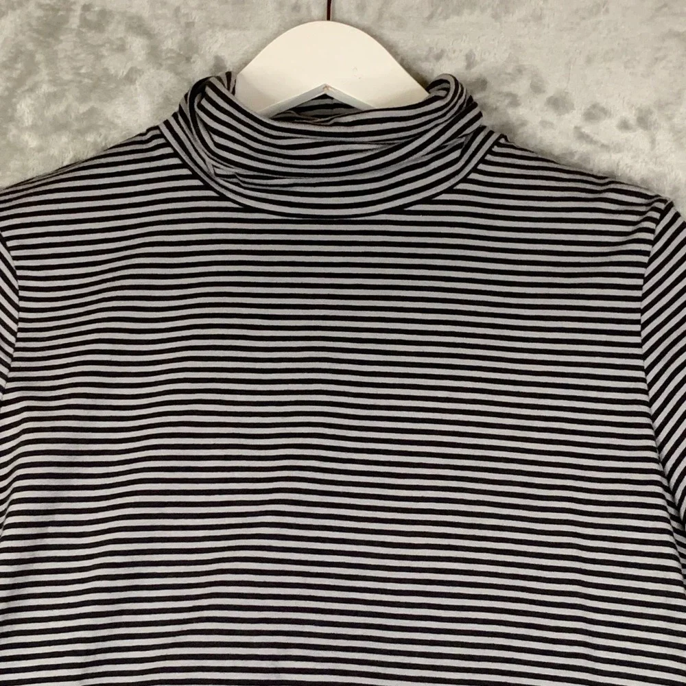 J. Jill Striped Jersey Turtleneck Top Black Grey Petite‎ Medium Long Sleeve NEW